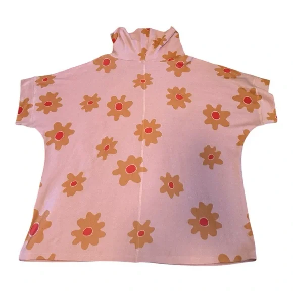 INOAH Dog in Hat Floral Poncho Top Size S - Picture 2 of 10